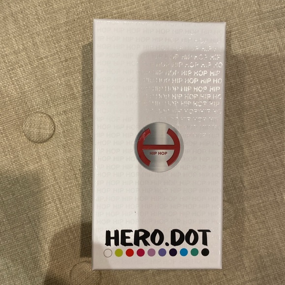 Wristwatch HIP HOP HERO.DOT HWU1102 Regular 34mm Silicone Red White - Picture 2 of 3